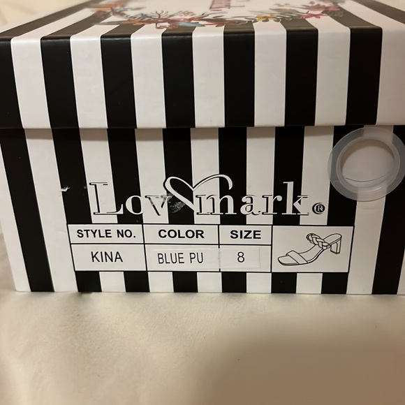 Lov Mark Baby Blue Sandals - Picture 7 of 8